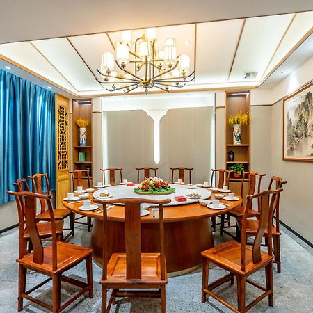 Waifiden Hotel -Former Tokai Hotel - Xiaobei Metro Station - During The Canton Fair, There Will Be Shuttle Buses For Transportation Back And Forth Luaran gambar